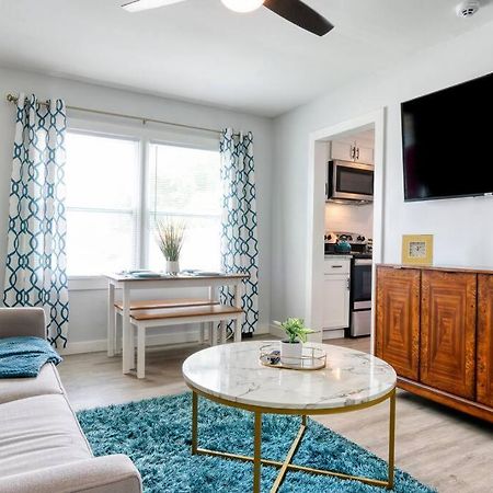 2Br 1Ba Duplex House King Beds Great For Small Groups Close To All Uptown Charlotte Attractions Zewnętrze zdjęcie