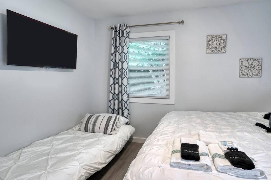 2Br 1Ba Duplex House King Beds Great For Small Groups Close To All Uptown Charlotte Attractions Zewnętrze zdjęcie